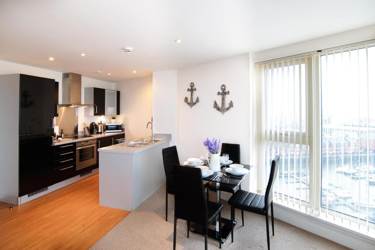 סוואנסי Meridian Quay Apartments, By Jsw Short Stay מראה חיצוני תמונה